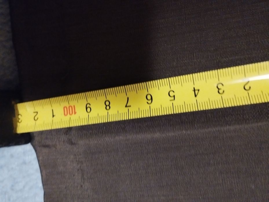 Vând costum din trei piese mărimea 48