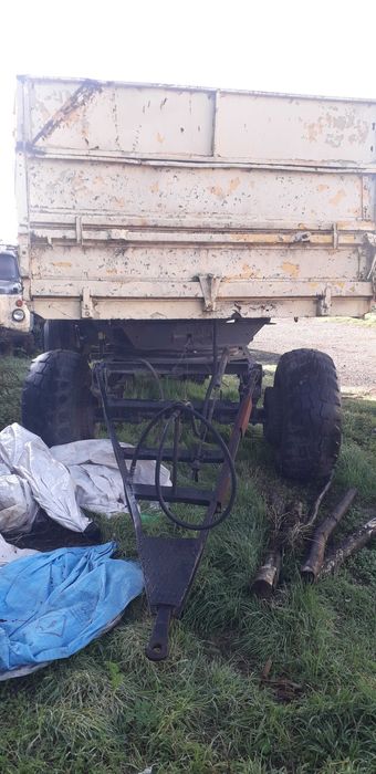 Продавам 12 тонно ремърке