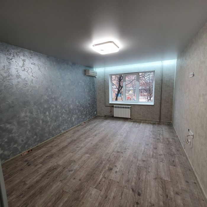 Грамотно поклеим обои