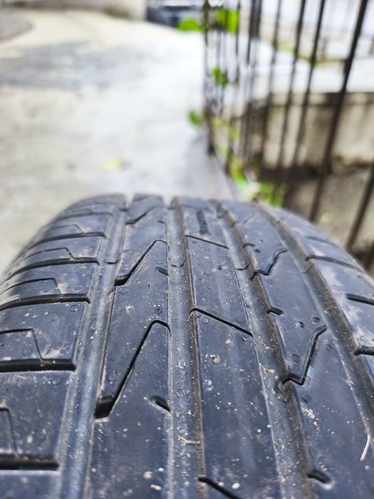 Vând anvelope de vara hankook Ventus prime 3 l,rulate 1200 km