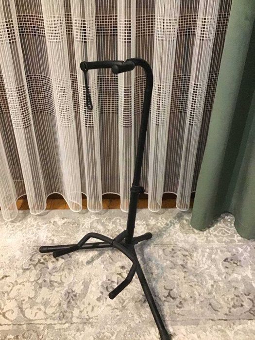 YAMAHA C40 + чехол + подставка СРОЧНО!!!