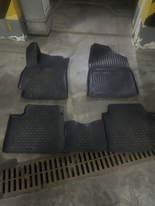 Продам комлект поликов