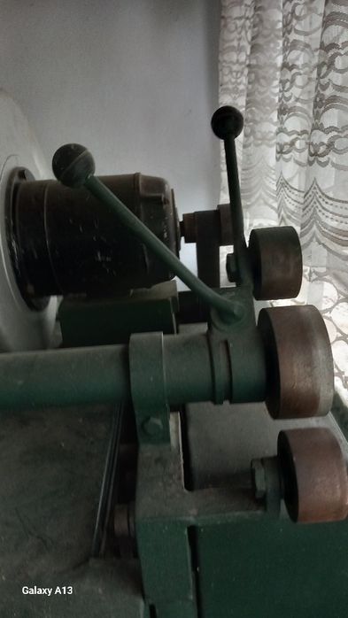 Masina de scarmanat lână,melana.