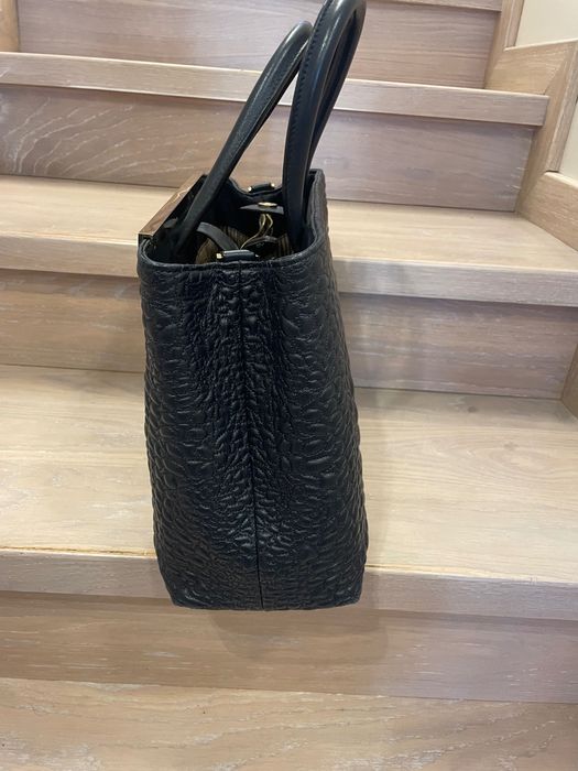 Fendi кожена чанта