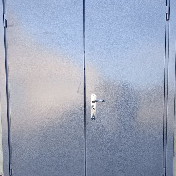 Металлические двери