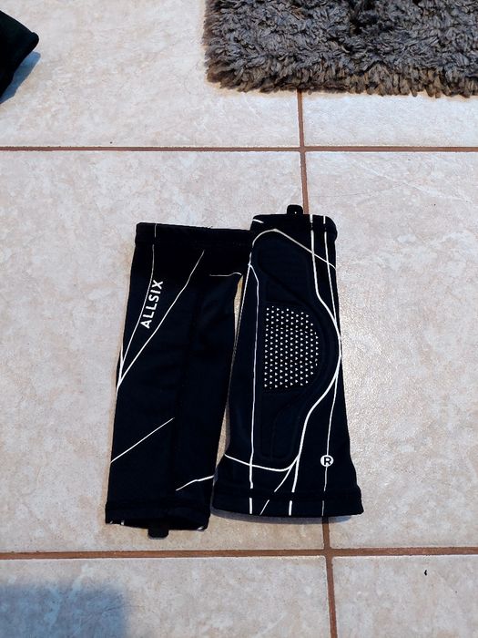 ALLSIX-Наколенки за волейбол VKP100 и ръкави за волейбол VAP100