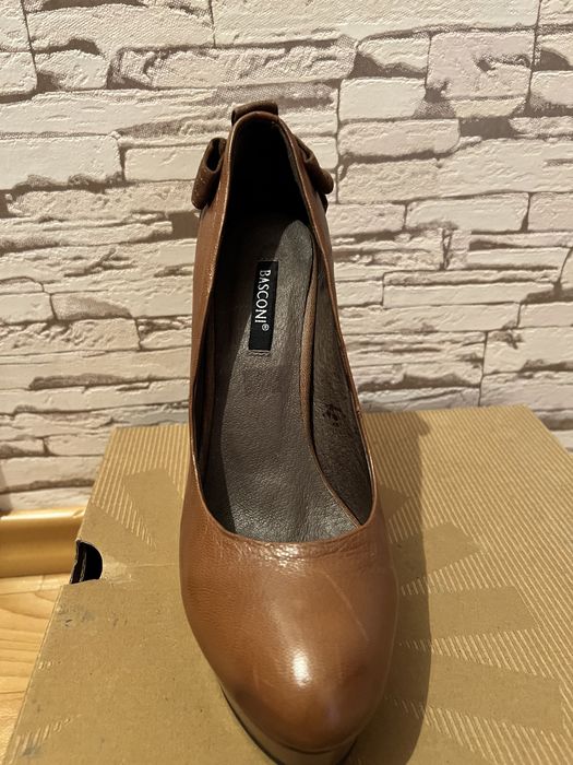 Женские туфли