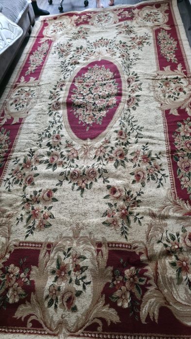 Продам  ковер...