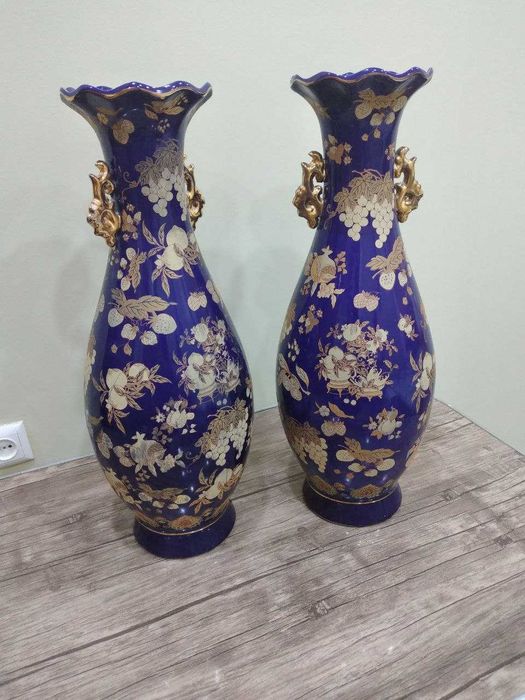 Чинни вазалар сотилади