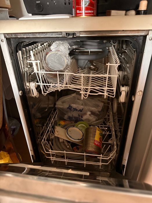 Продам посудомоечную машины