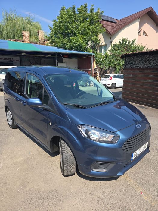 FORD Tourneo Courier 2020 — imagine 3