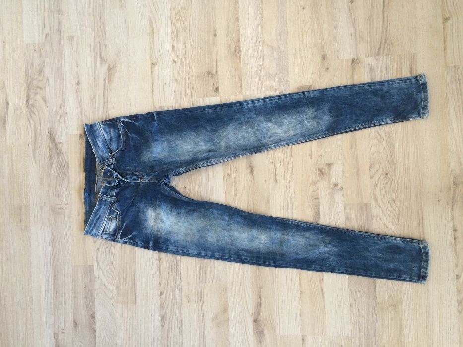 Дамски дънки в син цвят