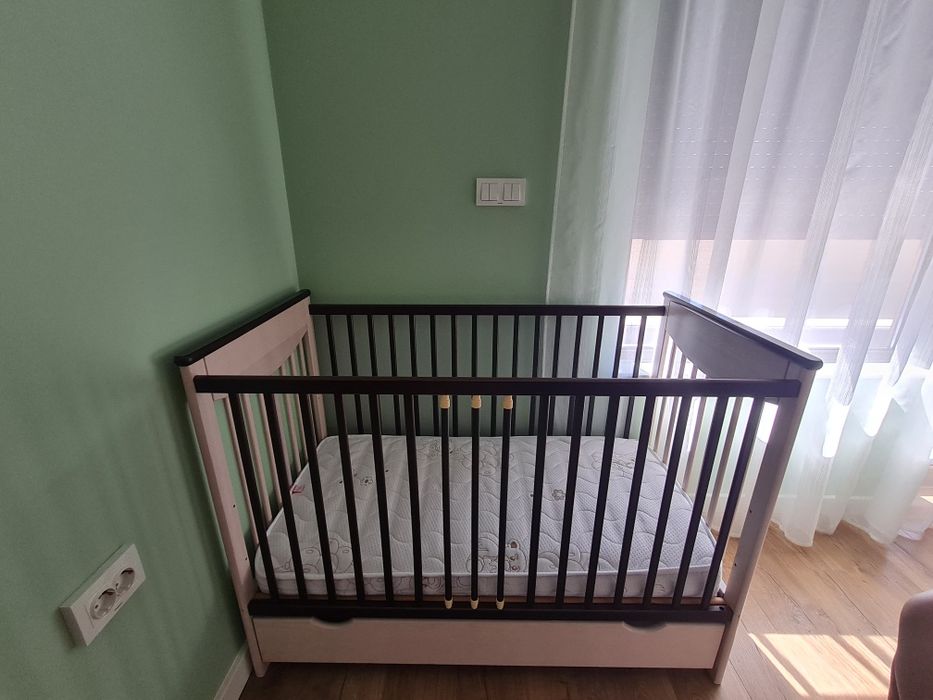 Дървена кошара  + двулицев матрак  Sonel 120/60