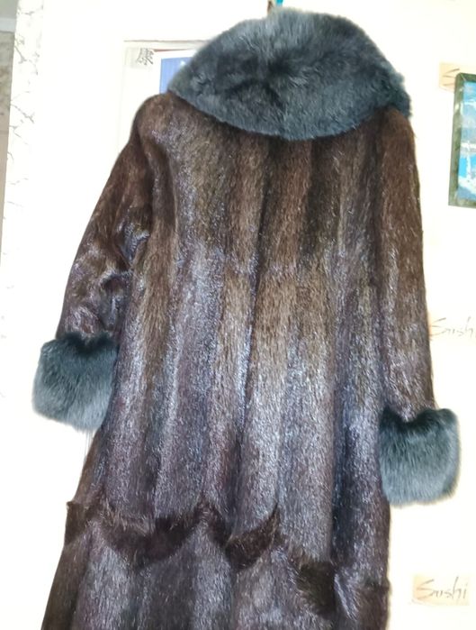 Шуба нутриевая новая
