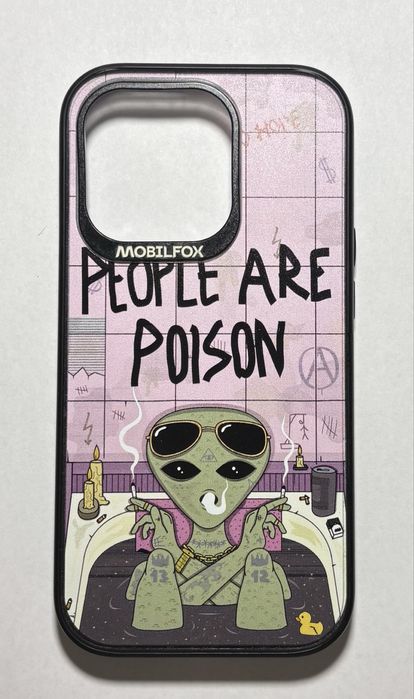 Два калъфа за Iphone 14 Pro