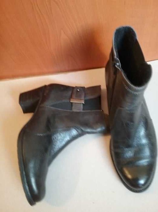 Gete din piele naturala de culoare maro