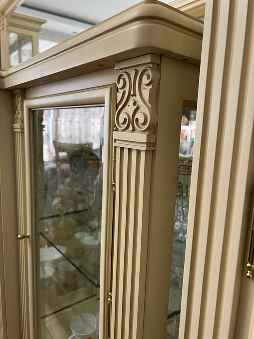 Стенка в гостиную