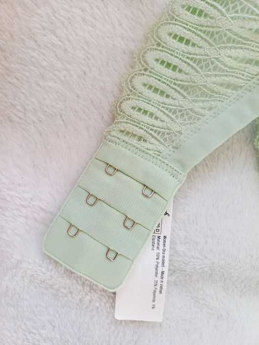 сутиени Triumph  85 Д