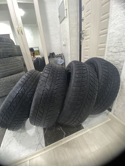 Продам б/у покрышки на BMW 7