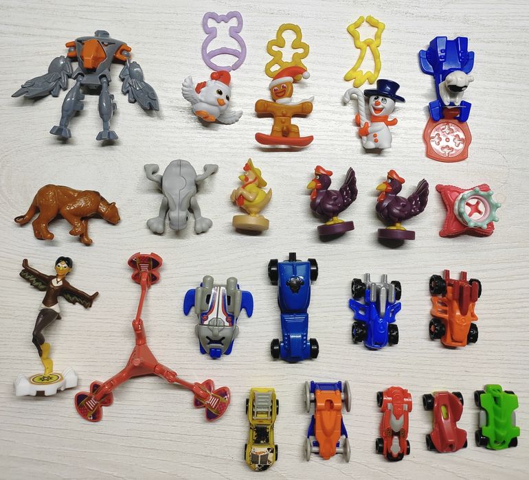 Продаются игрушки от kinder сюрприза новые. Гипсовые фигурки по 1.000.