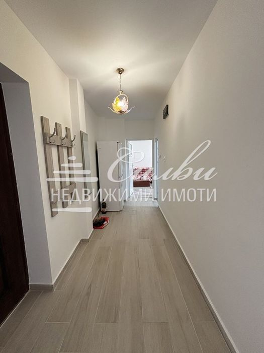 Дава се под наем Тристаен апартамент в Шумен, Болницата - 74 кв.м за 357 € - Снимка #2