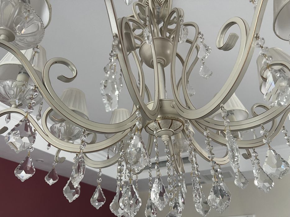 Продам люстру! Италия! Maytoni!