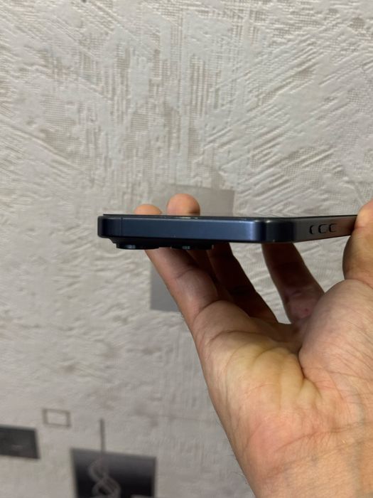 Iphone 15 pro max 256 blue