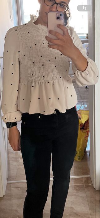 Бяла блуза със сърца