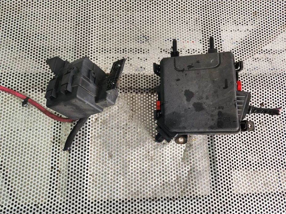 Borna Baterie Plus Renault Scenic 3 Megane 3 Laguna 3 An 2008-2009-2010-2011-2012 Cod 243800011R Dezmembrez Renault Grand Scenic 1.5 Dci An 2009-2010-