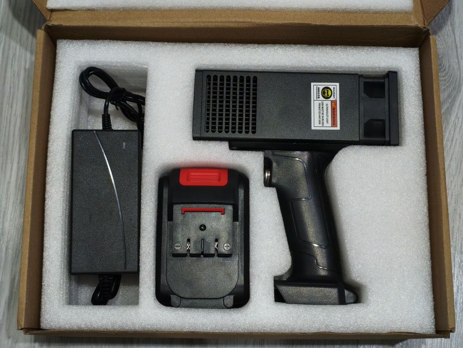 Ультрафиолетовый фонарик Астана