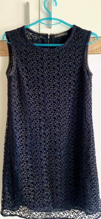 Рокля     Esprit