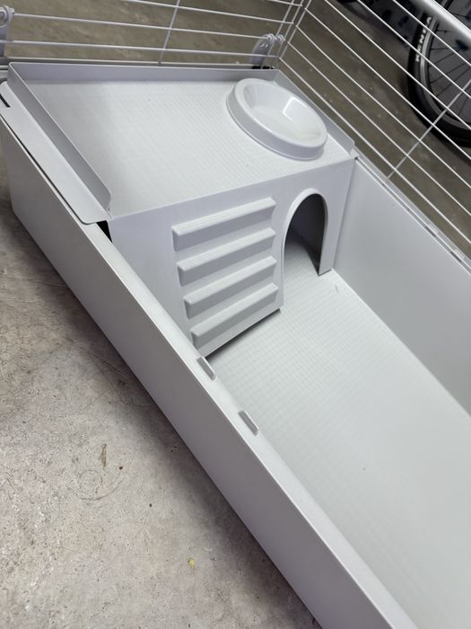 Клетка за малък домашен любимец