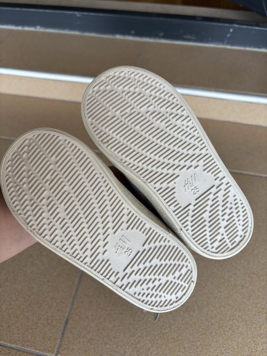 Кецове H&M, 25 номер