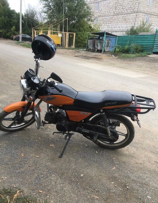 Продам мотоцикл Racer 110