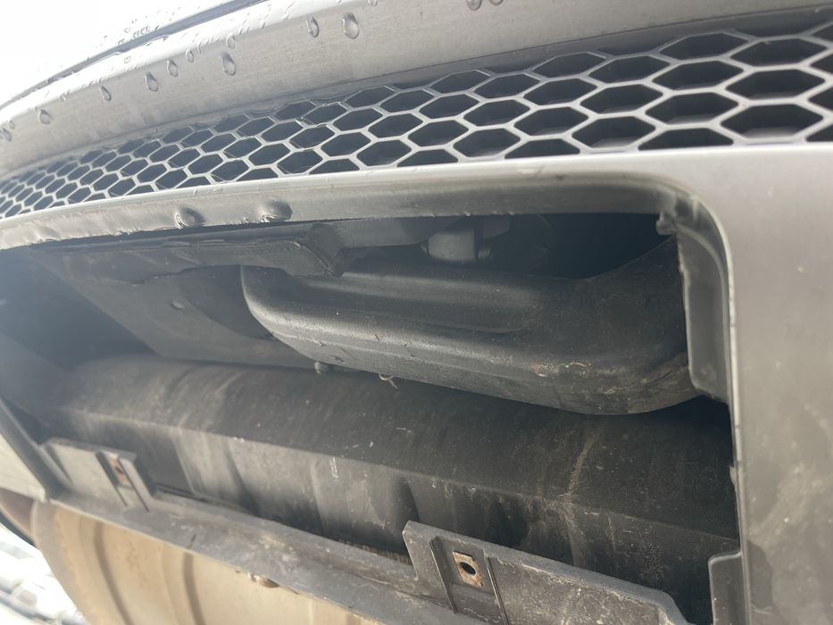 На части Ауди Q7 4L фейса 3.0TFSI 333кс shadow line 7 места