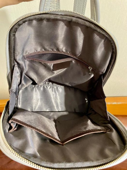 Женский кожаный рюкзак