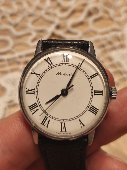 Ceas mecanic Raketa