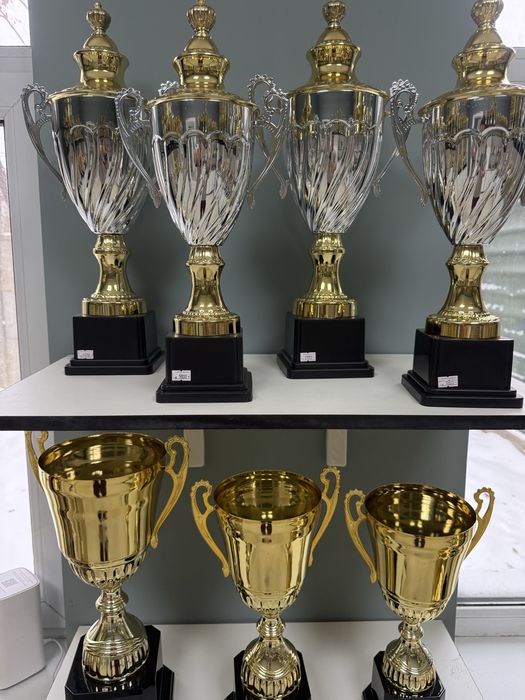 Кубки, призы из стекла, плакетки