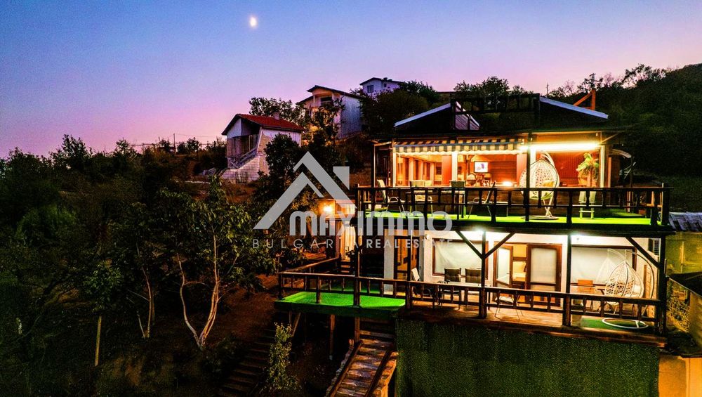 Продава се Къща в к.к. Златни пясъци - 370 кв.м за 1068 €/кв.м - Снимка #2