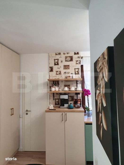 Apartament de vanzare, 3 camere, 2 bai, garaj + boxa, zona Subcetate