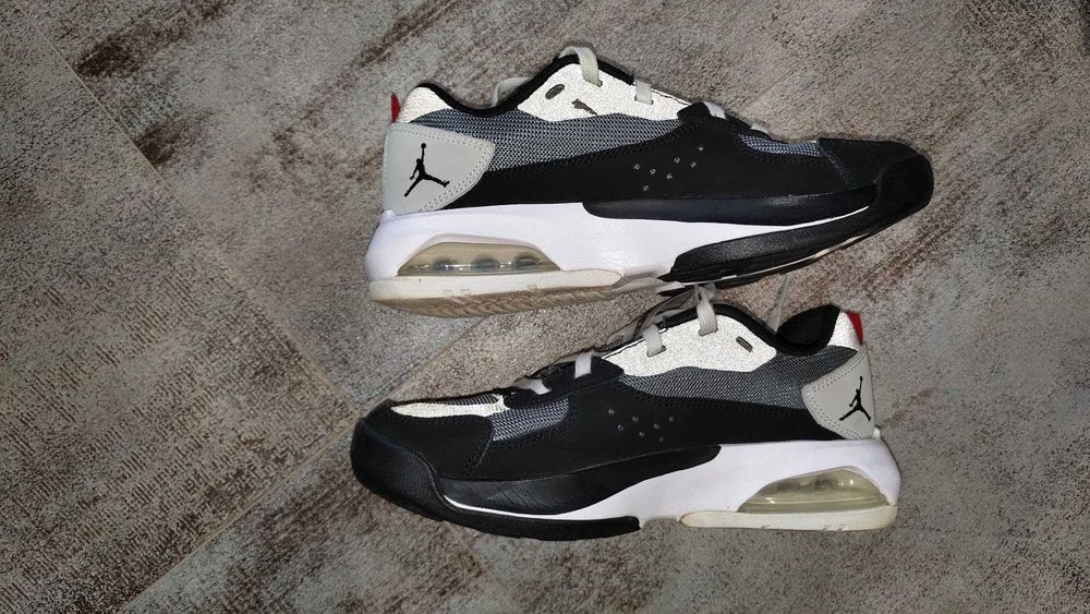 NIKE Jordan Air 200E, номер 37.5, стелка 23.5см, отлично състояние