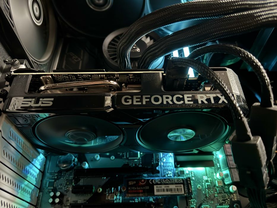 ASUS RTX 4070 Super Dual OC