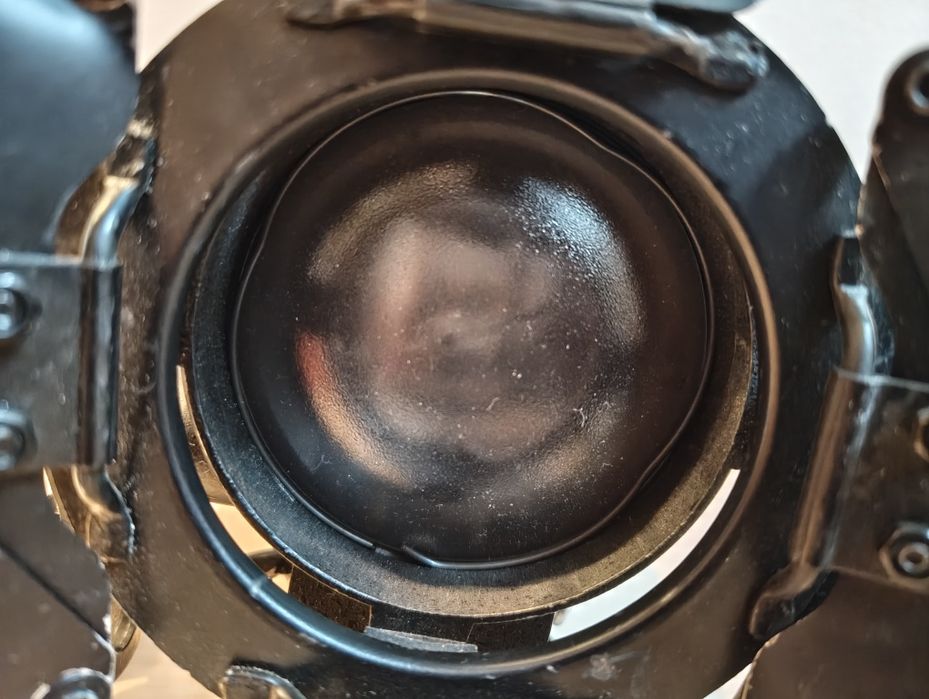 Световой прибор Dedolight