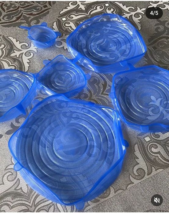 Набор силиконовых крышек.