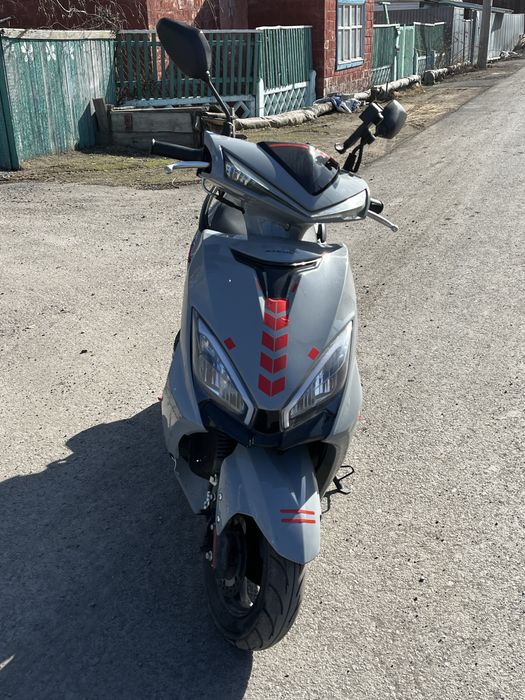 Продам скутер м10