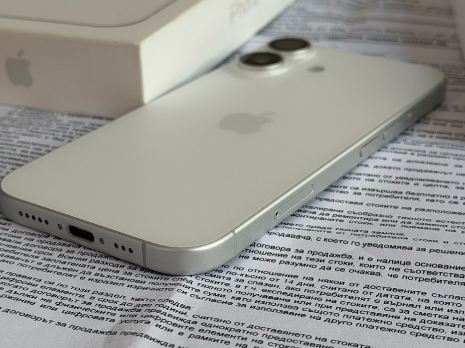 Бартер като нов iPhone 16 256 бял Йетел гаранция