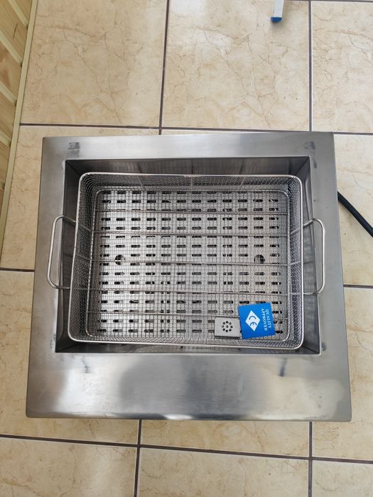 Friptoză profesională FAST-FOOD și Gogoși Lancom 18L, 4kW - NOUĂ