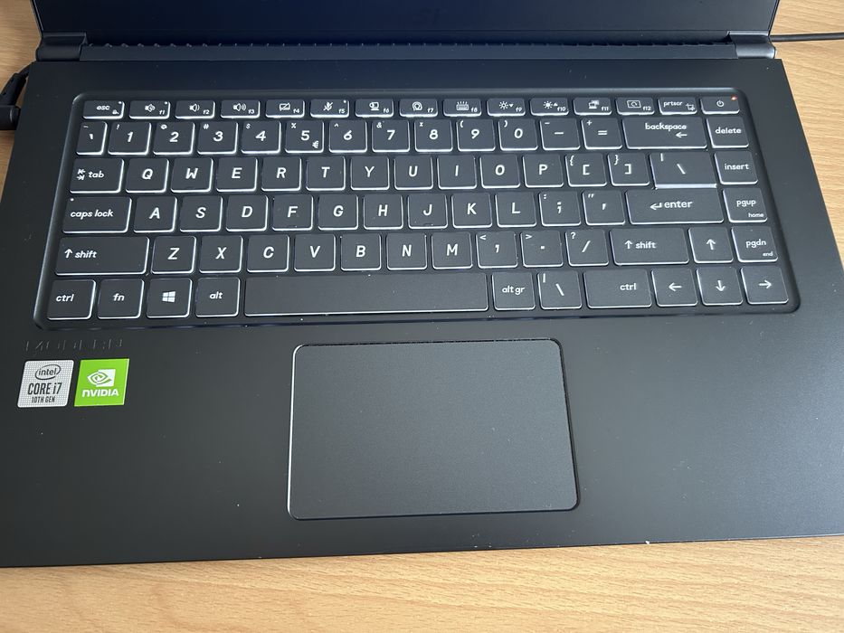 Геймърски лаптоп MSI-MS-1551