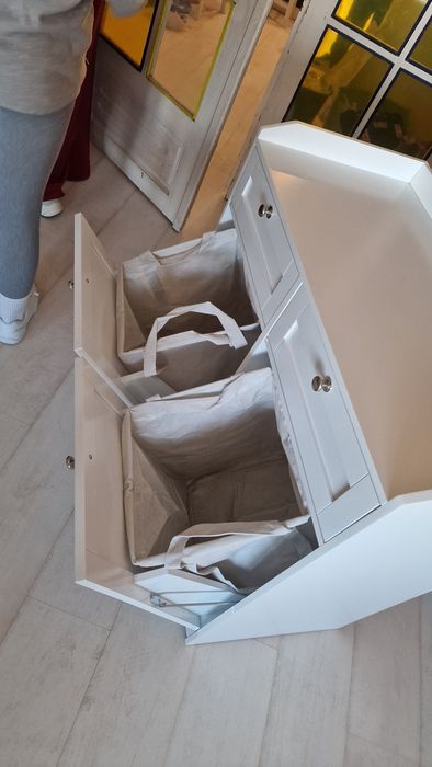 Dulap de rufe baie nou