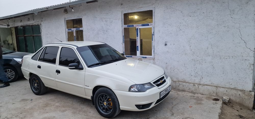 Nexia 2 2016yil 75000 km